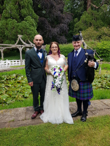 Wedding-Bagpipes-TomJenni-CefnTillaCourt